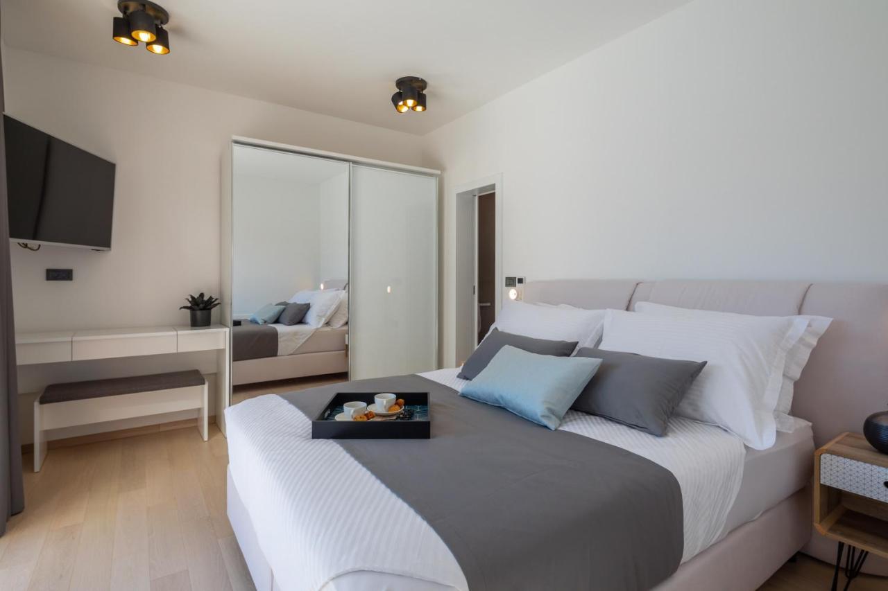 Villa Vm Vodice Exterior foto